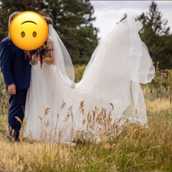 Oleg Cassini Cap-Sleeve Beaded Wedding Dress - Picture 1 of 7